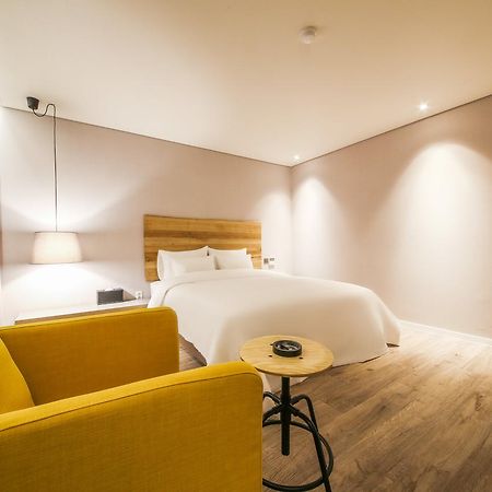 Hotel Londoner Hwamyeong Busan Exteriör bild