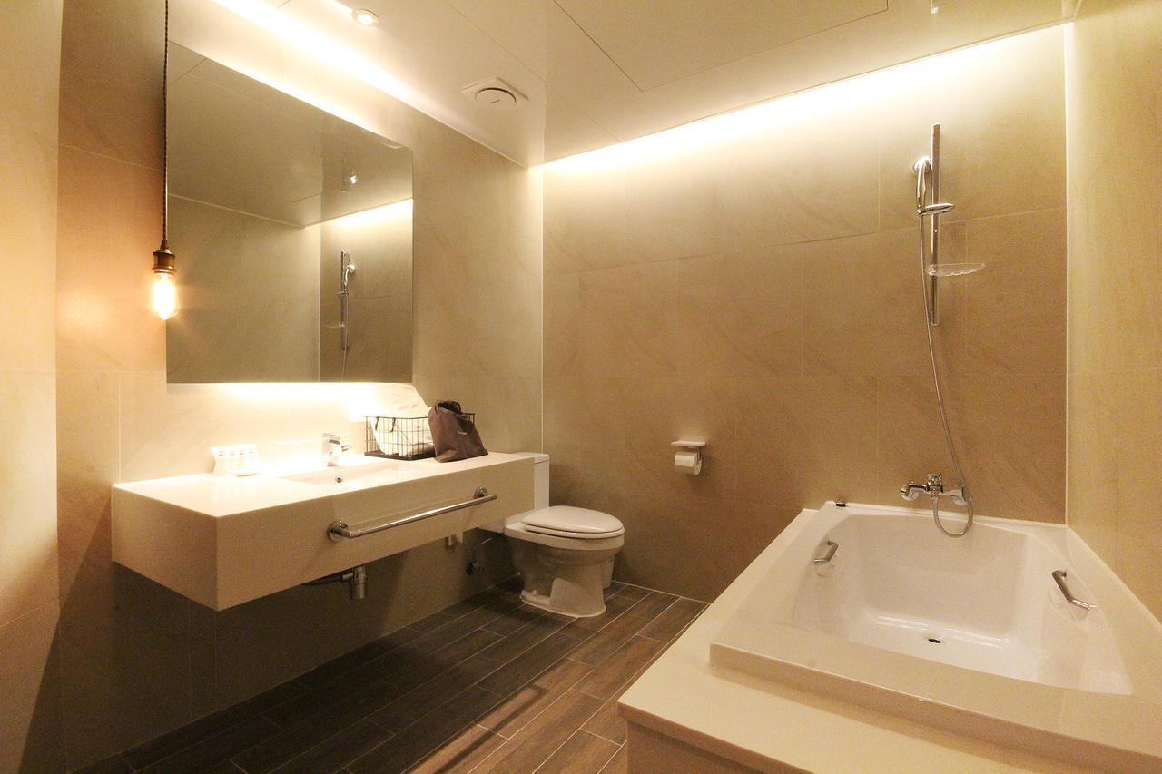 Hotel Londoner Hwamyeong Busan Exteriör bild