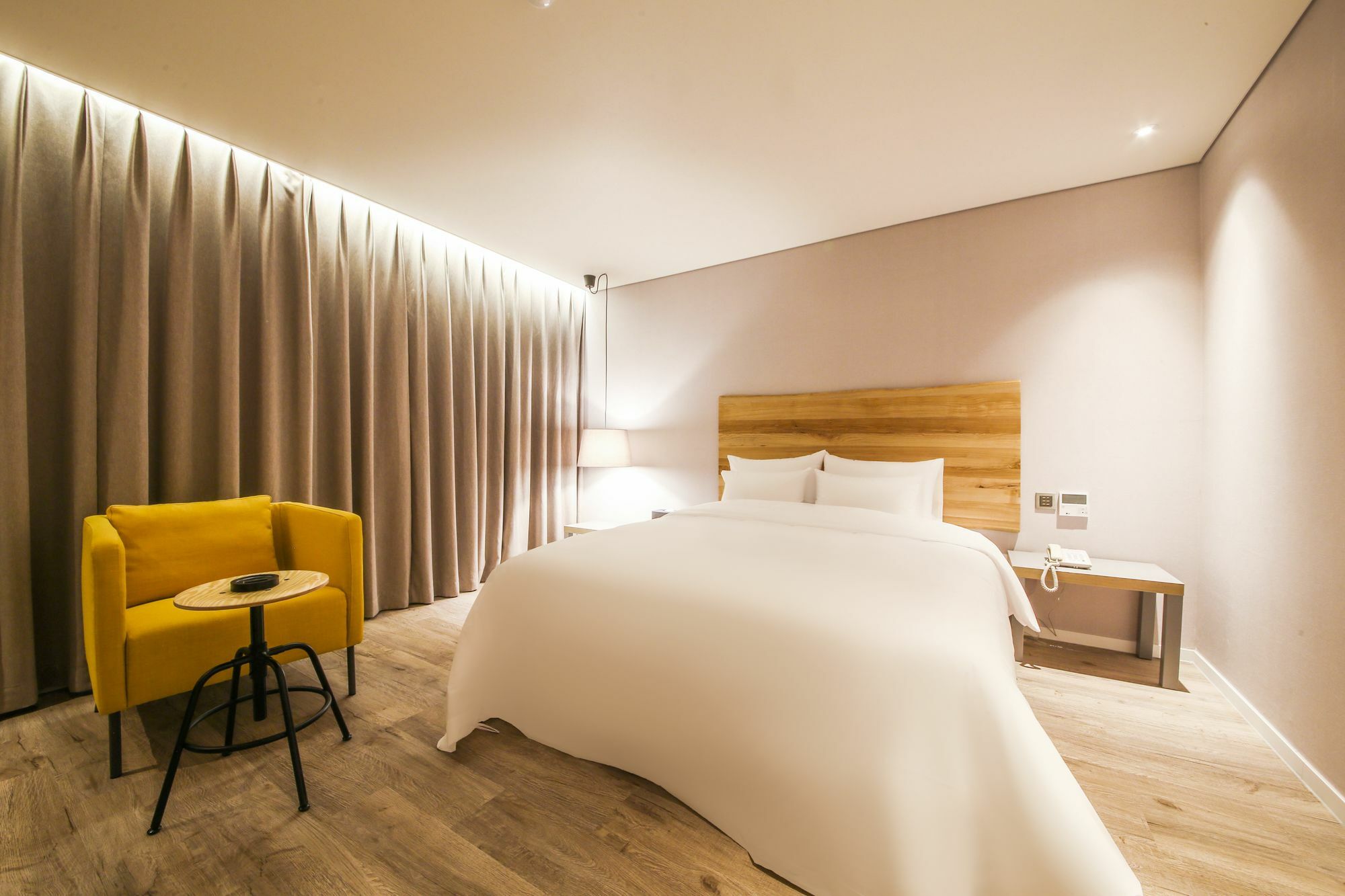Hotel Londoner Hwamyeong Busan Exteriör bild