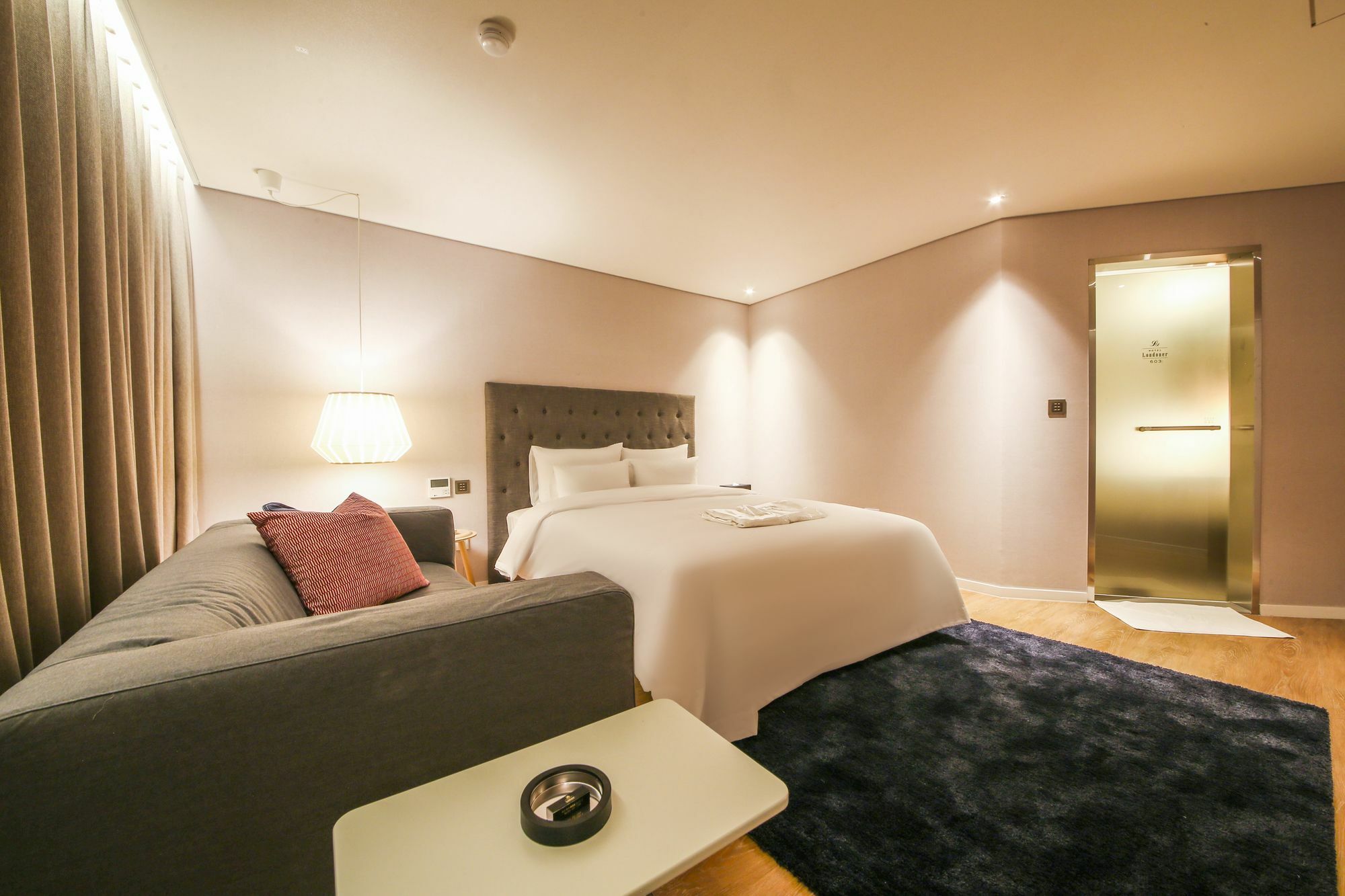 Hotel Londoner Hwamyeong Busan Exteriör bild